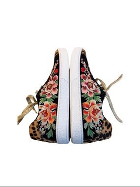 Embroidered Floral Arcadia Leopard Sneakers with Gold Laces Like New Size 9